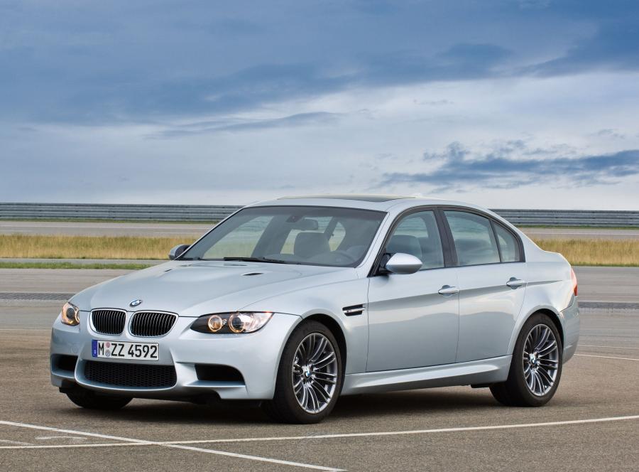  BMW M3 Sedan 2008 года  (фото 20 из 85)